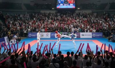 event balon tepuk pati